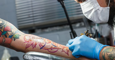 Is it safe for cancer patients to get a tattoo?